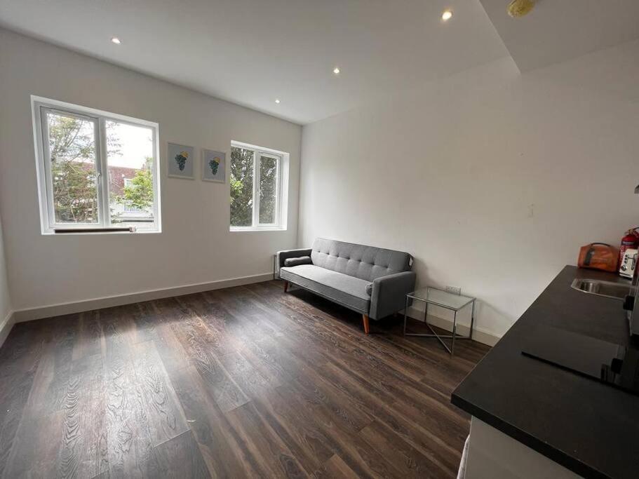 Апартаменти Star London Finchley Road 1-Bed Hideaway Екстер'єр фото